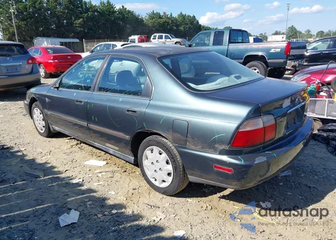 1997 Honda Accord Lx z USA, uszkodzony, nr VIN JHMCD5639VC015505